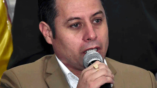 Lara denuncia presencia de jefes policiales con procesos abiertos por narcotráfico en la Felcn