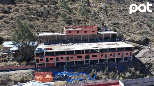 Construcción ilegal en Irpavi pone en riesgo viviendas vecinales