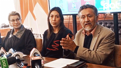Turismo se proyecta como motor económico y presenta plan a candidatos