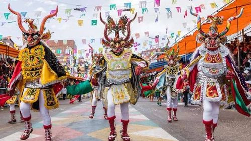  Oruro se alista para el Carnaval 2024 con la participación de 50,000 bailarines y 20,000 músicos