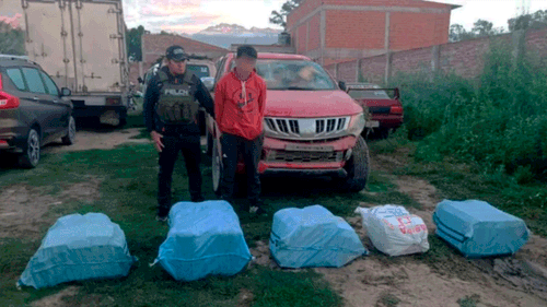 Cochabamba: Capturan a un hombre con 160 paquetes de sustancias controladas