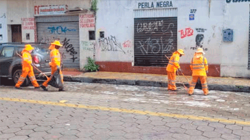 Santa Cruz inicia operativo de limpieza tras los tres días de Carnaval