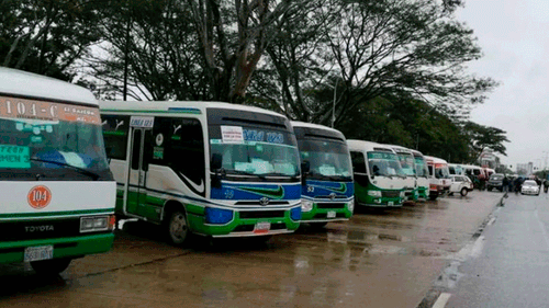 Transporte público en Santa Cruz amenaza con paro y bloqueos por falta de combustible