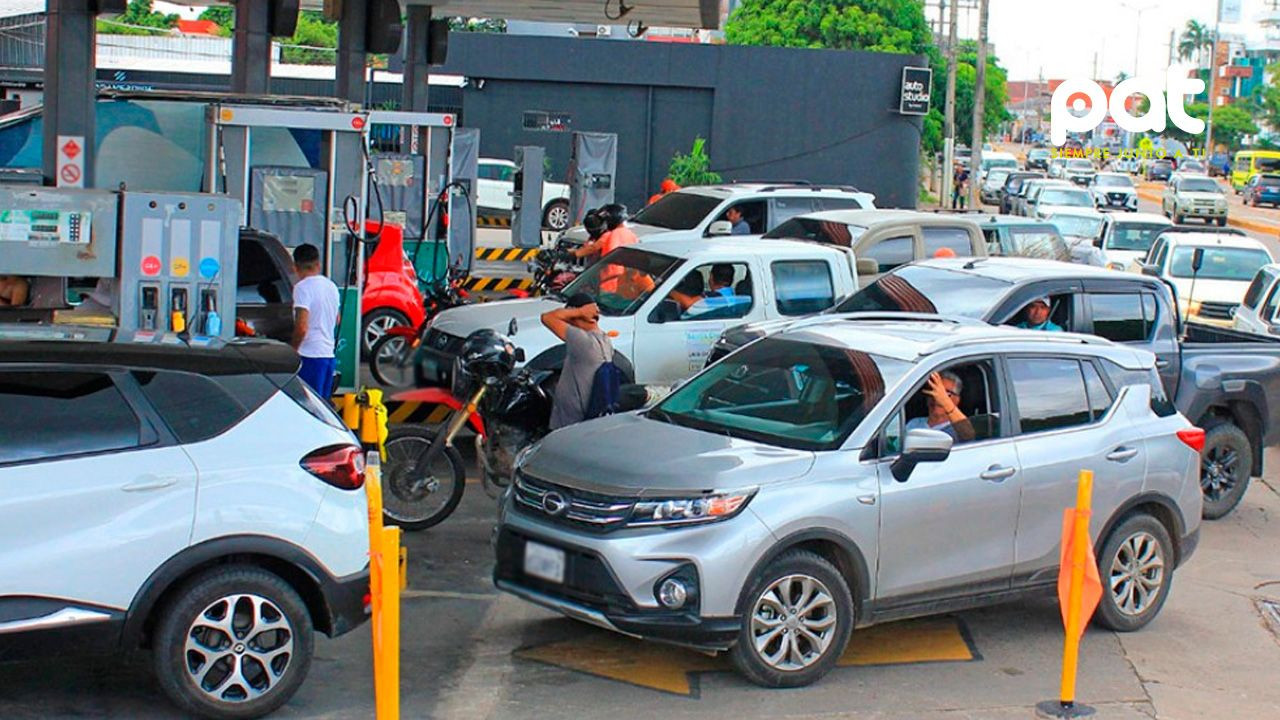 http://www.redpat.tv//uploads/Choferes_anuncian_que_defenderan_con_todo_la_subvencion_a_los_combustibles_ante_el_nuevo_gobierno_f725ba18d2.jpg