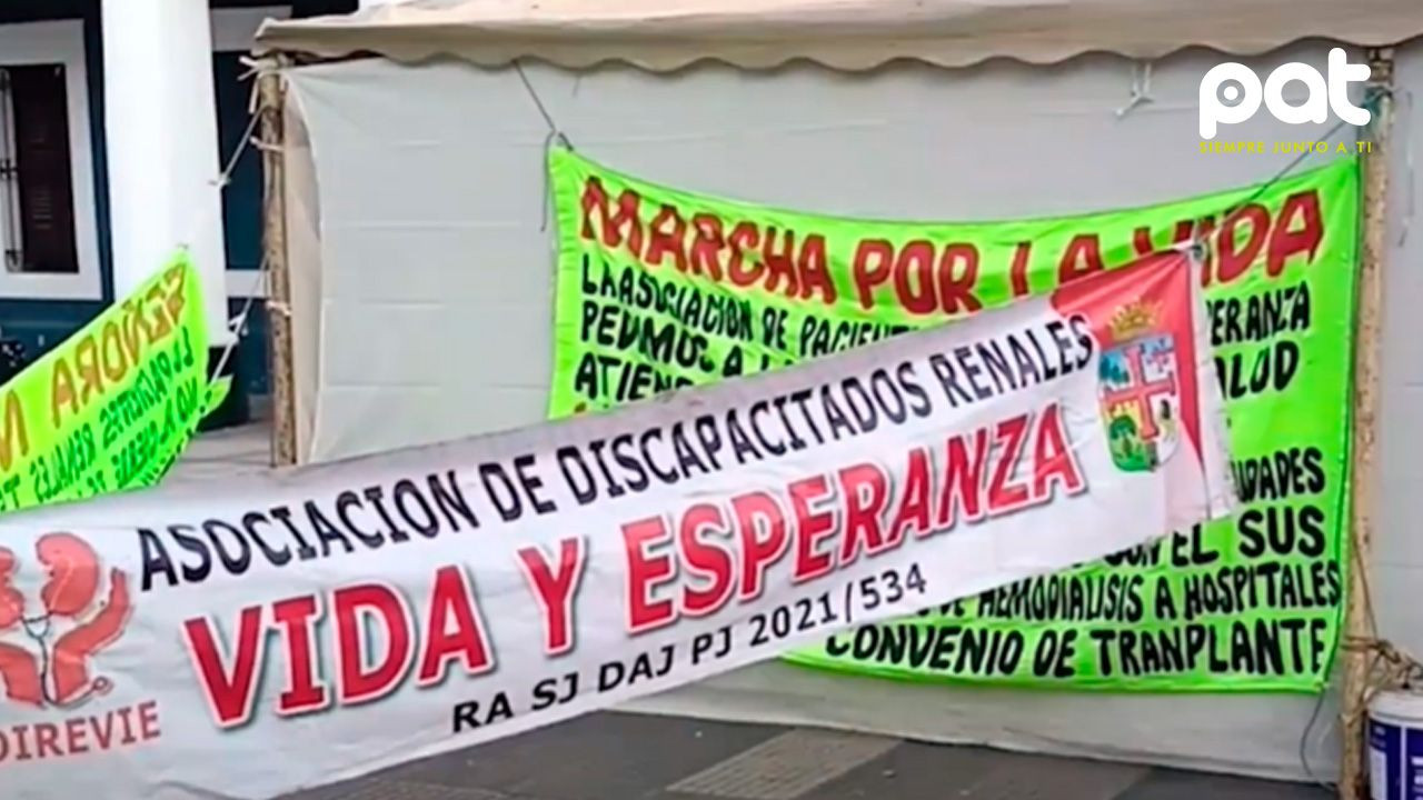 http://www.redpat.tv//uploads/Comite_Pro_Santa_Cruz_celebra_sentencia_que_obliga_al_pago_a_centros_de_hemodialisis_aff9052532.jpg
