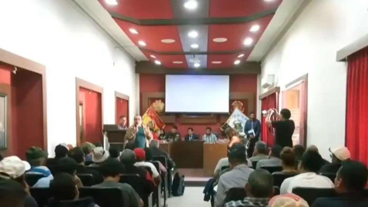 http://www.redpat.tv//uploads/NOT_3_21_5_38895c309b.jpg