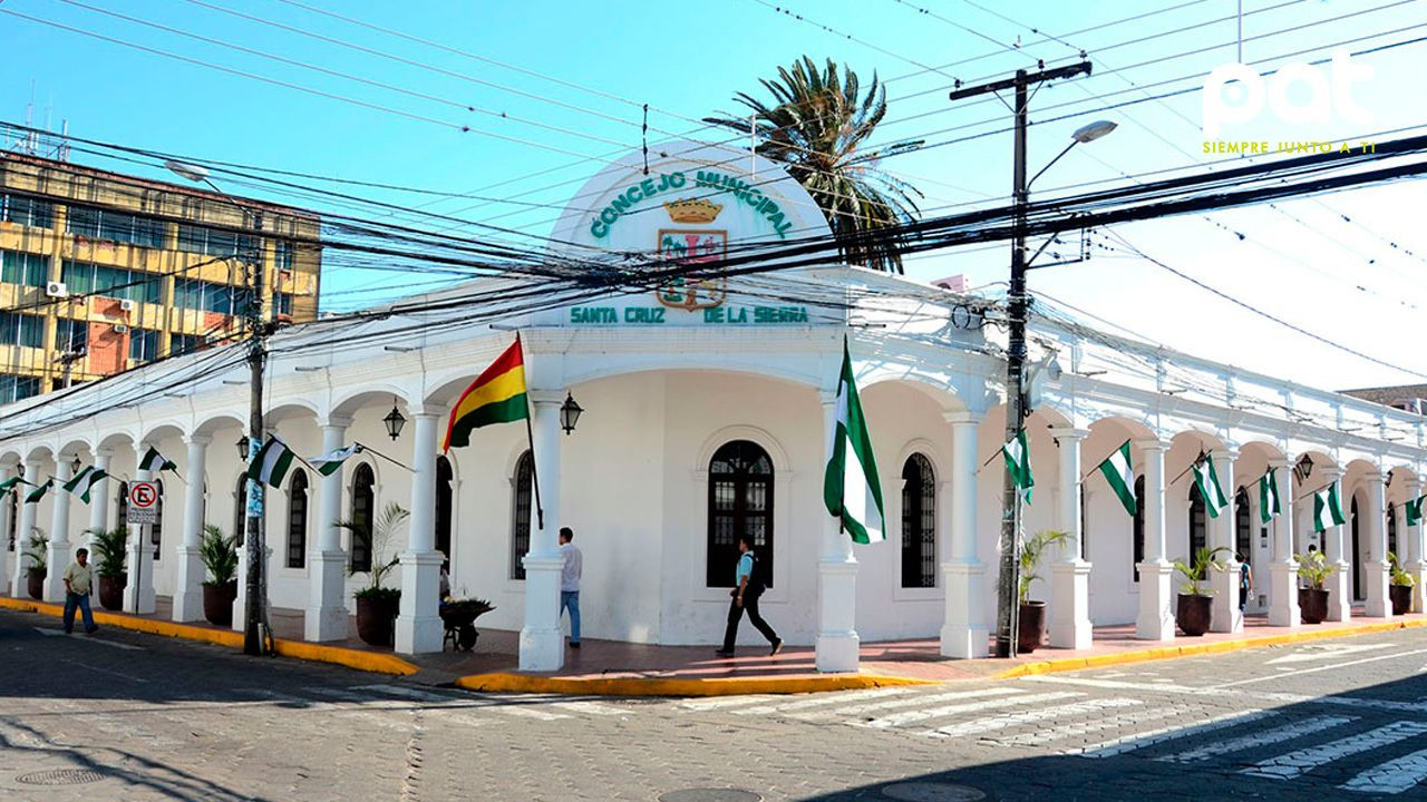 http://www.redpat.tv//uploads/Sesion_de_honor_del_Concejo_Municipal_de_Santa_Cruz_5ca14c3d7e.jpg