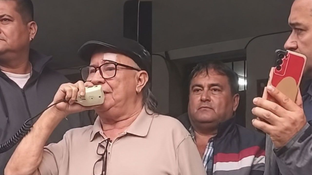 http://www.redpat.tv//uploads/W4_4ee22ee820.jpg