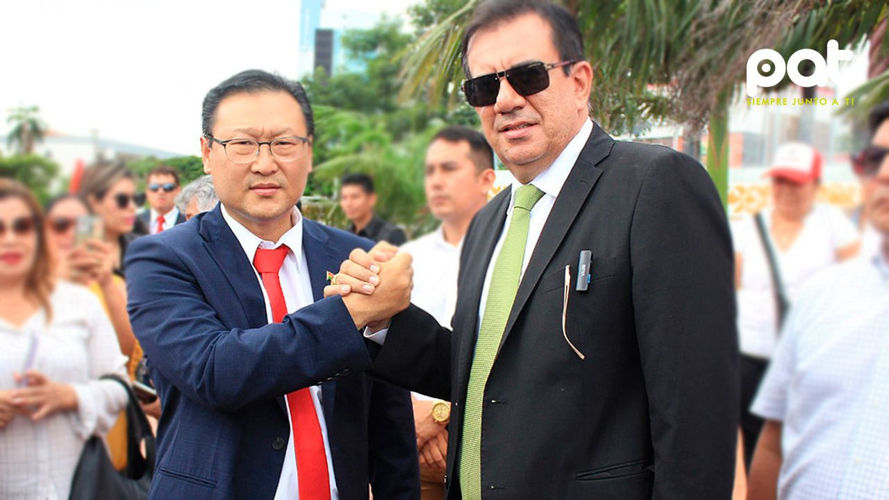 http://www.redpat.tv//uploads/jaime_soliz_rompe_con_chi_hyun_chung_y_lo_acusa_de_falta_de_vocacion_de_unidad_71dd735883.jpg