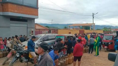 Imagen de Desabastecimiento de carburantes afecta al norte paceño por los bloqueos