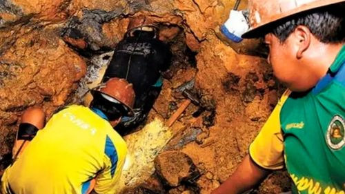 Minero muere tras caer 150 metros en mina de La Paz