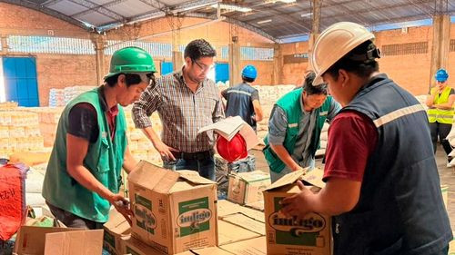  Aduana Nacional destruye mercancía perecedera y refuerza controles sanitarios en Santa Cruz