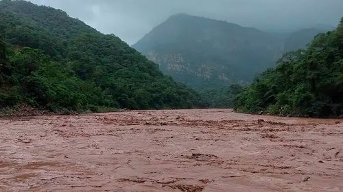 SENAMHI emite alerta por crecida de ríos en Tarija