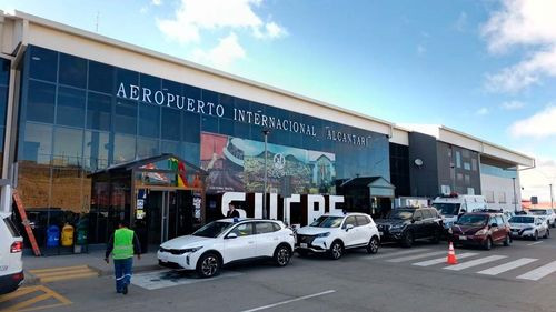 Paz promete reimpulsar vuelos Sucre-Cusco y mejorar conectividad aérea