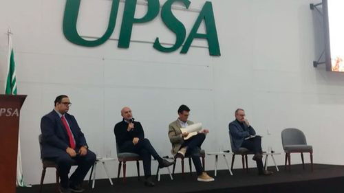 Candidatos exponen sus propuestas energéticas en foro económico rumbo a las elecciones