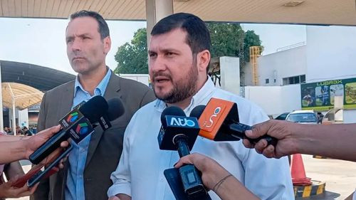 Cívicos convocan al presidente de YPFB para explicar el desabastecimiento de combustible
