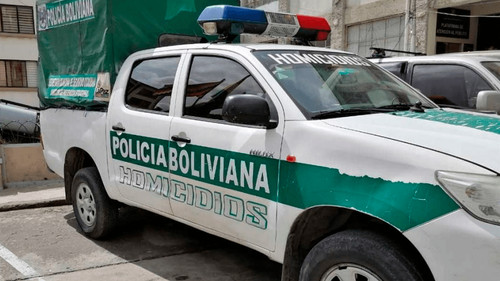 Investigan muerte de mujer de la tercera edad hallada en plaza céntrica de la paz