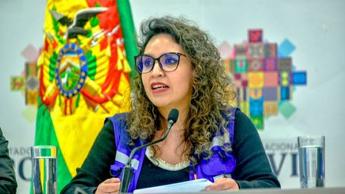 Ministra denuncia ataques a personal médico en bloqueos y alerta sobre riesgo para pacientes graves