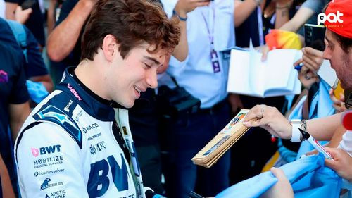 Colapinto se lució con los fanáticos argentinos en Montmeló 