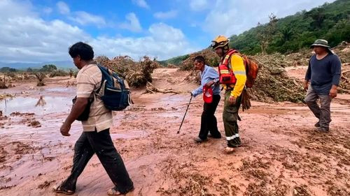 Gobierno anuncia donación de $us 250.000 de la CAF para atender emergencia por lluvias