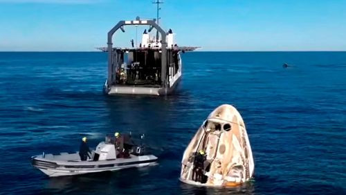 Los astronautas de la NASA regresan tras pasar nueve meses en el espacio varados