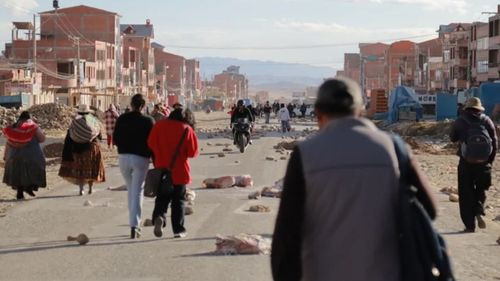 Bloqueos paralizan vías troncales y Cochabamba sigue como la región más afectada