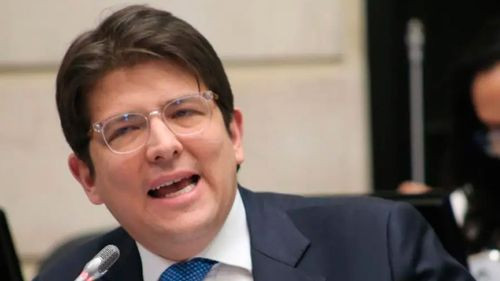 Senador colombiano Miguel Uribe Turbay en condición crítica por hemorragia en el sistema nervioso