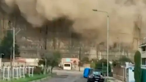 Desprendimiento de talud en Achumani genera alarma entre vecinos; Alcaldía descarta riesgos mayores