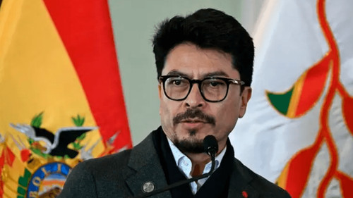 Imagen de Canciller cuestiona postura de Petro
