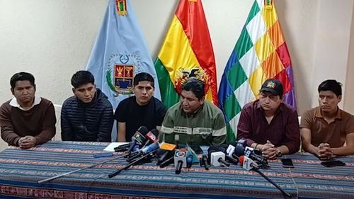Imagen de Cocaleros lanzan advertencia por seguridad de Evo Morales