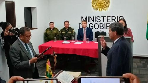 Hernán Paredes asume como nuevo viceministro de Régimen Interior Policía