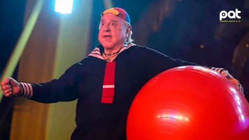Carlos Villagrán vuelve a escena como ‘Quico’ a sus 81 años y agota entradas en Lima