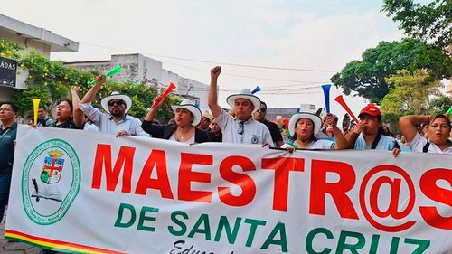 Maestros anuncian movilización para este miércoles en Santa Cruz