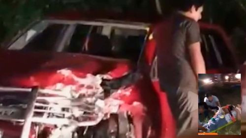 Cinco heridos, entre ellos dos menores, tras choque frontal en la avenida Paurito