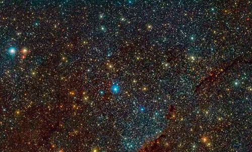 Astrónomos captan galaxia masiva similar a la Vía Láctea