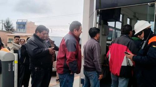 YPFB, ANH y transportistas realizan inspección en Senkata para garantizar calidad de la gasolina