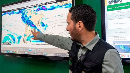 Alerta amarilla en Santa Cruz por crecida de ríos tras intensas lluvias Alerta amarilla en Santa Cruz por crecida de ríos tras intensas lluvias
