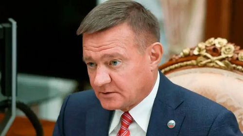 Ministro ruso destituido muere y alerta a la élite política de Putin