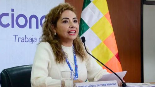 Nueva orden de aprehensión contra Karina Serrudo