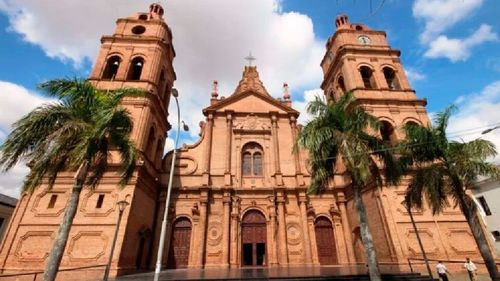Fachada de la Catedral de Santa Cruz será refaccionada