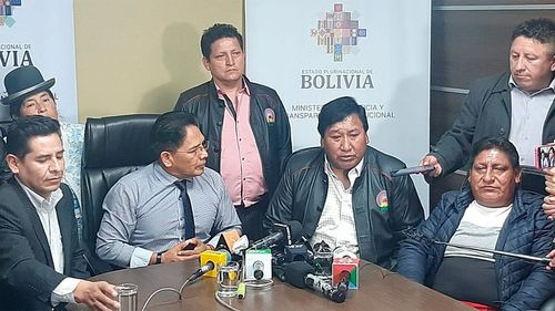 Gobierno y Contracabol acuerdan estabilidad en el precio de la carne y combate al contrabando