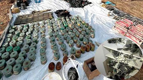 Descubrimiento del ejército de Israel: Arsenal terrorista de Hamas hallado en Universidad de Gaza