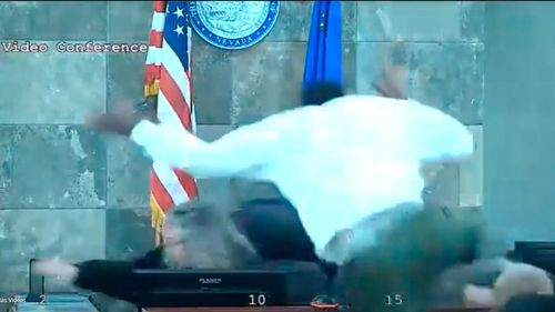 Violento ataque a Jueza durante sentencia en Las Vegas