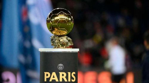 Comenzó la ceremonia del Balón de Oro: Lionel Messi buscará un nuevo trofeo en París