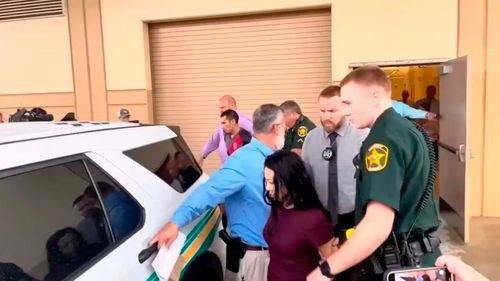 Bebé murió en Florida tras ser olvidada en el auto 