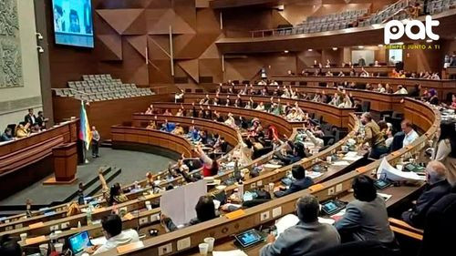 Bolivia prohíbe el matrimonio y la unión libre antes de los 18 años