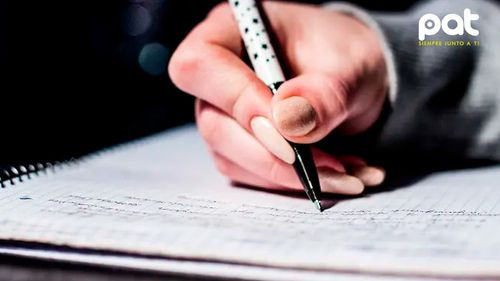 ¿Tienes mala letra? Descubre lo que dice la grafología sobre tu personalidad 