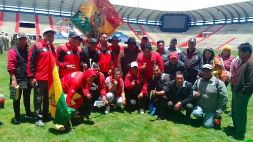 Intenso Trabajo en El Alto para Preparar el Estadio de Villa Ingenio de cara a la Visita de la Conmebol