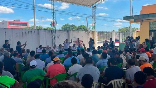 Fedectrans declara paro indefinido en Santa Cruz por rechazo a la eliminación de la subvención a combustibles