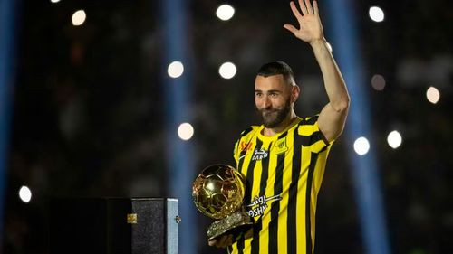 &quot;Las polémicas de Karim Benzema: Desde extorsión sexual hasta carreras ilegales&quot;